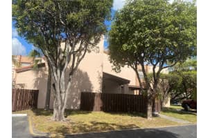 575 W Park Dr APT 105, Miami, FL 33172, Sold 03/28/23