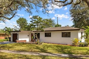 401 S 57th Way, Hollywood, FL 33023, Sold 05/15/23