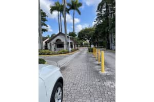 13862 93rd Ln, Miami, FL 33186, Sold 04/05/23