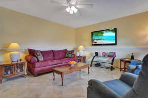 16790 NE 14th Ave APT 306, Miami, FL 33162, Sold 04/03/23