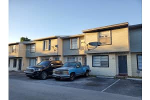 460 NE 18th Ave, Homestead, FL 33033, Sold 04/05/23