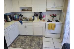 460 NE 18th Ave, Homestead, FL 33033, Sold 04/05/23