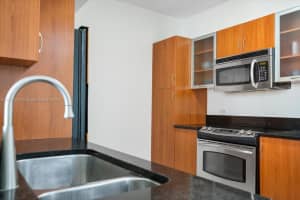 18800 NE 29th Ave APT 518, Aventura, FL 33180, Sold 03/29/23