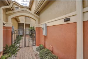 4044 Peppertree Dr, Weston, FL 33332, Sold 03/06/23