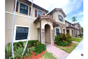 9362 W 33rd Ln, Hialeah, FL 33018, Sold 04/03/23