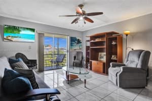 16790 NE 14th Ave APT 302, Miami, FL 33162, Sold 11/29/23