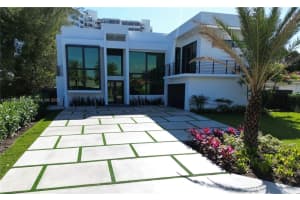 2210 NE 120th St, North Miami, FL 33181, Sold 08/03/23