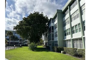 2771 Taft St APT 406, Hollywood, FL 33020, Sold 03/30/23