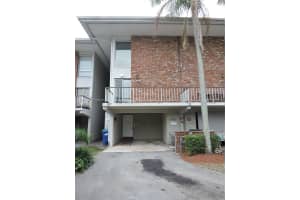 6762 Brookline Dr, Hialeah, FL 33015, Sold 07/14/23