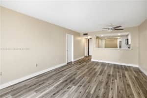 1100 Colony Point Cir APT 516, Pembroke Pines, FL 33026, Sold 05/16/23