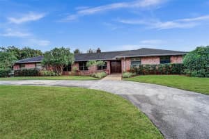 6840 SW 56th Ct, Davie, FL 33314, Sold 05/15/23