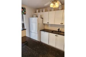 564 Springdale Cir, Palm Springs, FL 33461, Sold 04/04/23
