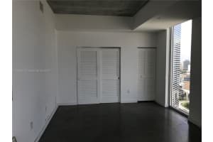 151 SE 1st St Apt 2210, Miami, FL 33131, Sold 06/06/23