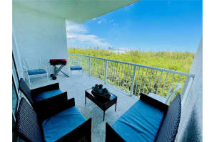 15051 Royal Oaks Ln APT 605, North Miami, FL 33181, Sold 06/27/23