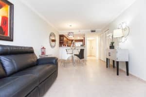 5880 Collins Ave APT 306, Miami Beach, FL 33140, Sold 05/19/23
