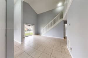 19 Peachtree Pl, Boynton Beach, FL 33436, Sold 04/17/23