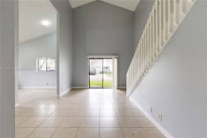 19 Peachtree Pl, Boynton Beach, FL 33436, Sold 04/17/23