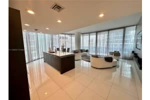 200 Biscayne Blvd Way APT 4401, Miami, FL 33131, Sold 06/14/23