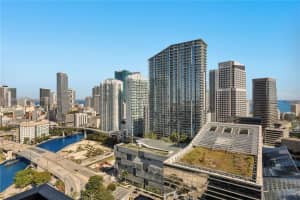 88 SW 7th St Apt 2407, Miami, FL 33130, Sold 06/06/23