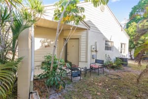 1211 SW 84th Terrace, Pembroke Pines, FL 33025, Sold 04/09/23