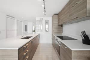 650 NE 32nd St #1402, Miami, FL 33137, Sold 10/17/23