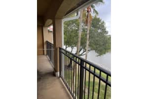 200 SW 117th Terrace, Pembroke Pines, FL 33025, Sold 04/21/23