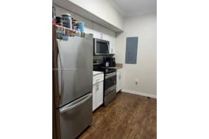 200 SW 117th Terrace, Pembroke Pines, FL 33025, Sold 04/21/23