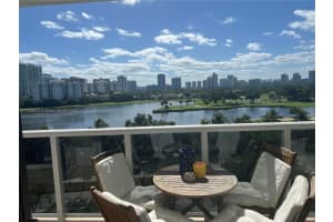 3625 N Country Club Dr 906