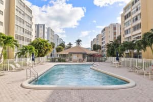609 NE 14th Ave APT 105, Hallandale Beach, FL 33009, Sold 04/17/23