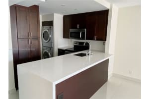 600 NE 36th St APT 216, Miami, FL 33137, Sold 04/14/23