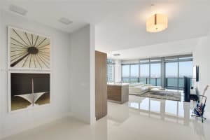 460 NE 28th St, Miami, FL 33137, Sold 02/09/23