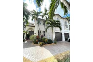 11030 NW 48th Terrace, Doral, FL 33178, Sold 03/16/23