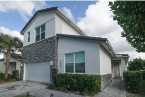 4098 Rosa Dr, Lighthouse Point, FL 33064, Sold 10/10/23