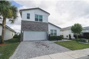 4098 Rosa Dr, Lighthouse Point, FL 33064, Sold 10/10/23