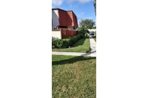 3895 Victoria Dr, West Palm Beach, FL 33406, Sold 09/01/23