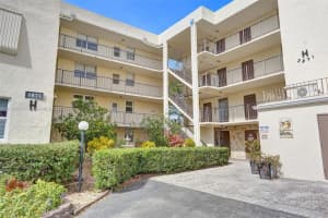 2871 Somerset Dr APT 209, Lauderdale Lakes, FL 33311, Sold 08/11/23