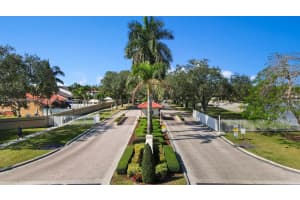 19922 NW 88th Ave, Hialeah, FL 33018, Sold 04/14/23
