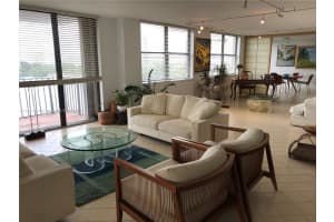18151 NE 31st Ct APT 817, Aventura, FL 33160, Sold 10/20/23