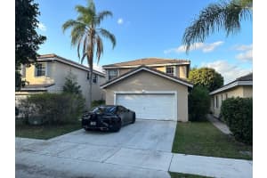 7939 S Silverado Cir, Hollywood, FL 33024, Sold 03/29/23