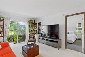 1610 Lenox Ave. APT 303, Miami Beach, FL 33139, Sold 03/31/23
