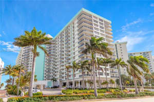 3725 S Ocean Dr, Hollywood, FL 33019, Sold 09/01/23