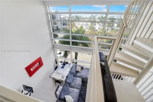 421 Meridian Ave APT 19, Miami Beach, FL 33139, Sold 07/19/23