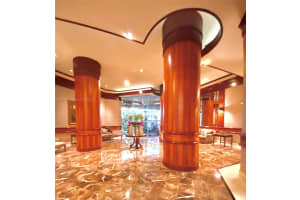 20185 E Country Club Dr APT 2407, Aventura, FL 33180, Sold 06/15/23