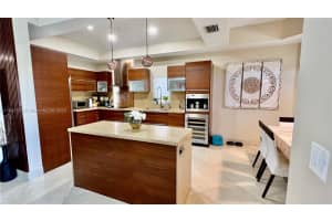 20771 NE 30th Ct, Aventura, FL 33180, Sold 06/28/23
