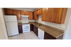 5230 SW 7th St, Margate, FL 33068, Sold 06/15/23