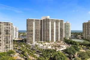 20281 E Country Club Dr, Aventura, FL 33180, Sold 03/29/23