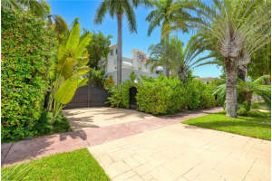 5216 Pine Tree Dr, Miami Beach, FL 33140, Sold 03/17/23