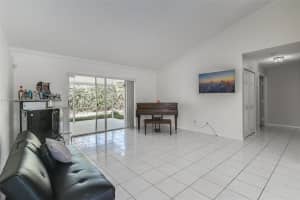 12623 SW 8th Ct, Davie, FL 33325, Sold 06/05/23