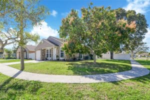 1200 SW 85th Terrace, Pembroke Pines, FL 33025, Sold 03/28/23