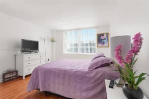 2780 NE 183rd St APT 1708, Aventura, FL 33160, Sold 06/15/23